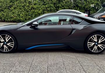 BMW i8 122.000 km 49.980 &euro; München 81827