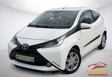 Toyota Aygo (X) 26.535 km 10.490 &euro; München 81825