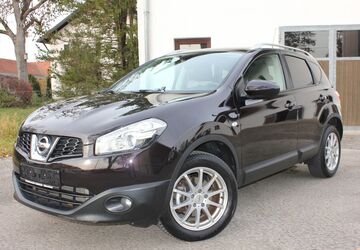 Nissan Qashqai 121.000 km 8.690 &euro; München 80992