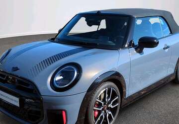 Mini John Cooper Works Cabrio 2.471 km 47.199 &euro; München 80788