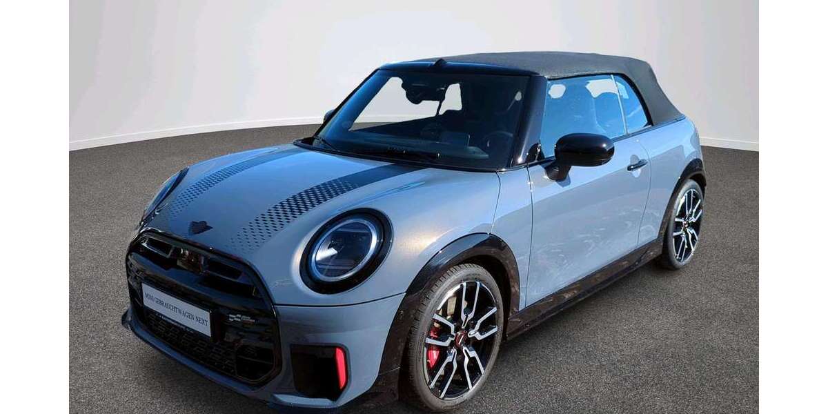 Mini John Cooper Works Cabrio 2.471 km 47.199 &euro; München 80788