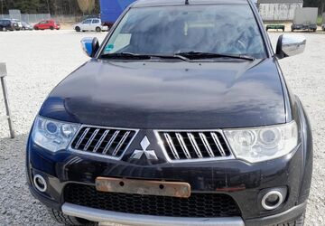 Mitsubishi L200 282.658 km 8.900 &euro; Fahrenzhausen 85777