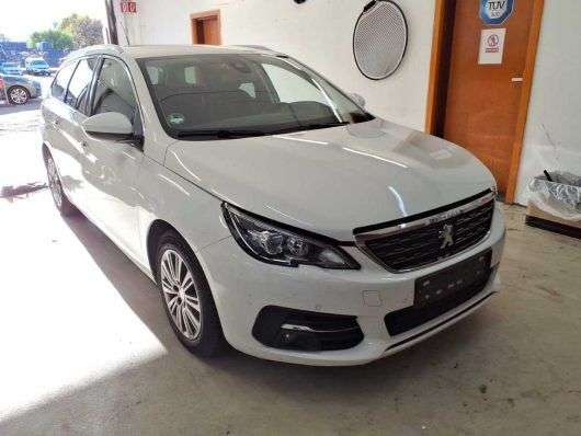 Peugeot 308 160.000 km 9.990 &euro; Hohenbrunn 85662
