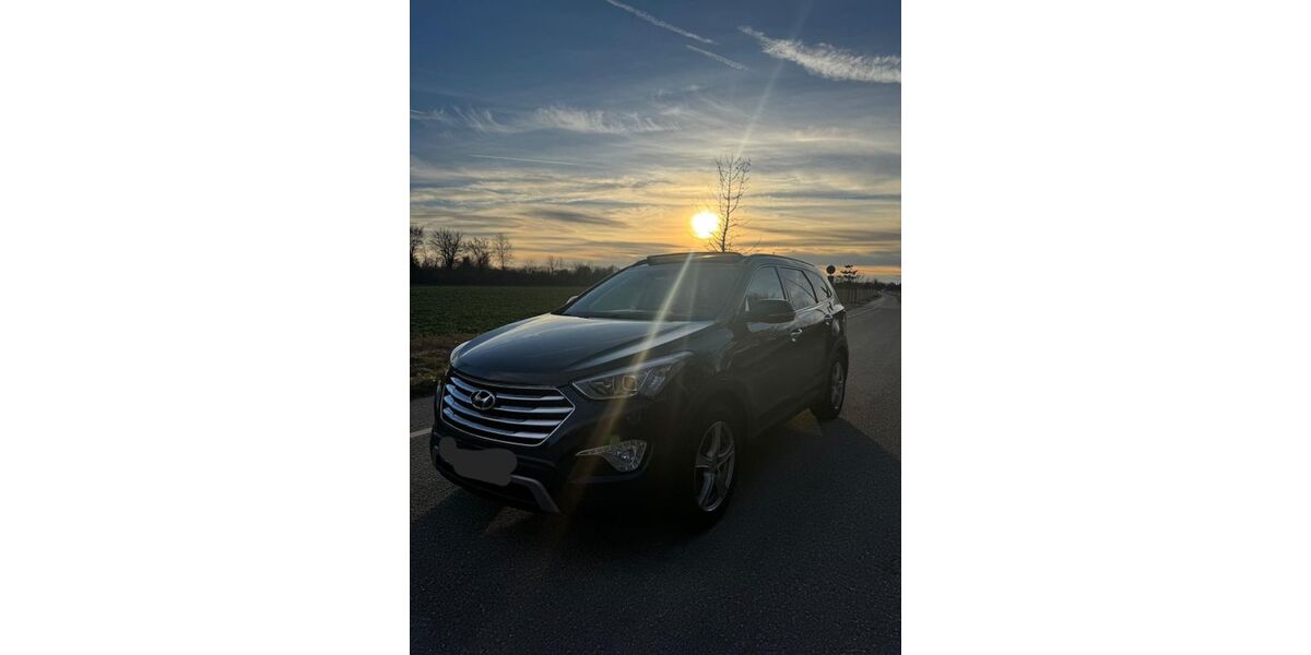 Hyundai Grand Santa Fe 204.000 km 15.850 &euro; Garching bei München 85748
