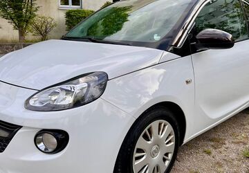 Opel Adam 137.000 km 5.990 &euro; München 81829