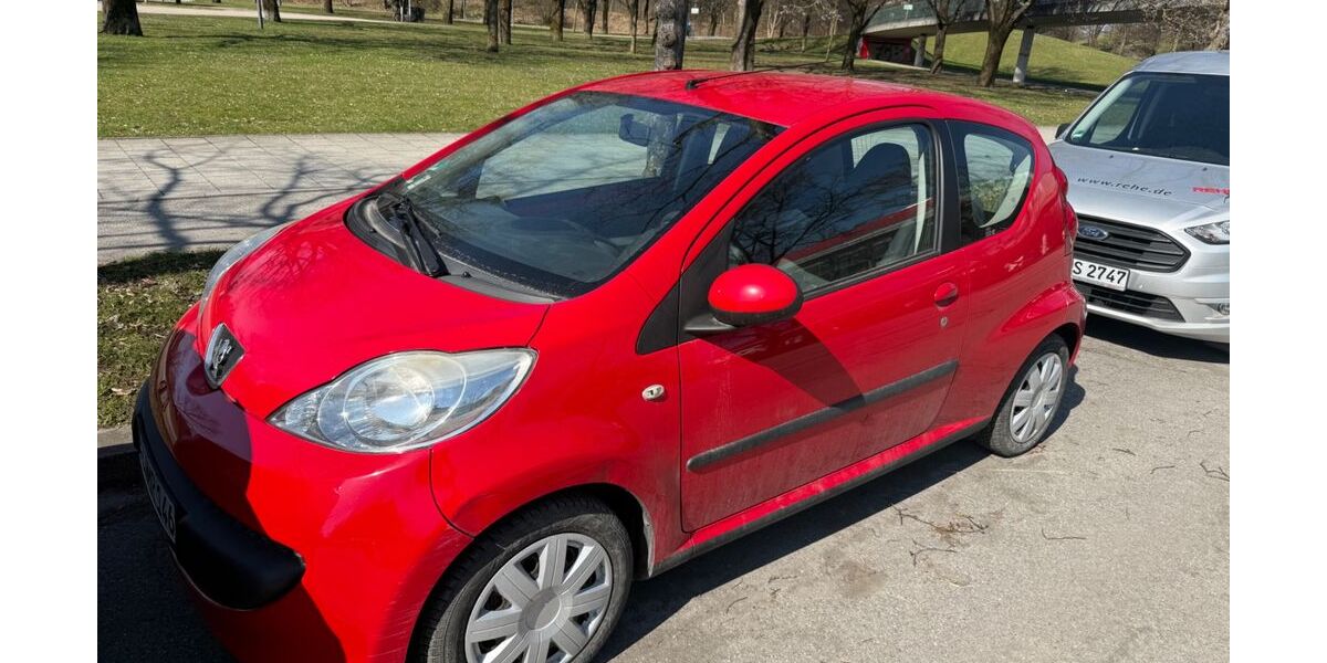 Peugeot 107 186.000 km 1.490 &euro; München 80333