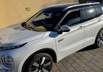 Mitsubishi Outlander 6.480 km 47.490 &euro; Ottobrunn bei München 85521