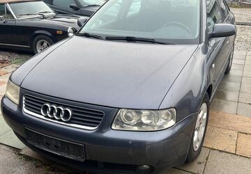 Audi A3 202.466 km 999 &euro; München 81829