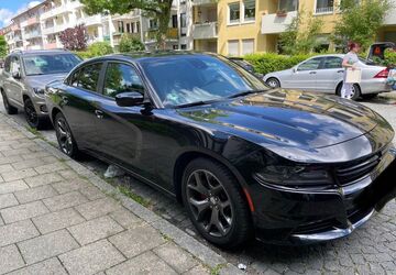 Dodge Charger 133.000 km 17.850 &euro; München 80933