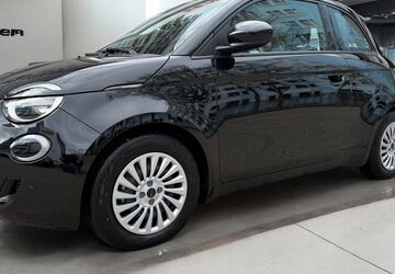 Fiat 500e 18.111 km 16.999 &euro; München 80636