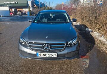 Mercedes-Benz E 220 75.450 km 31.900 &euro; Kirchheim bei München 85551