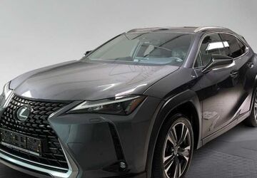 Lexus UX 50.000 km 28.890 &euro; München 80339