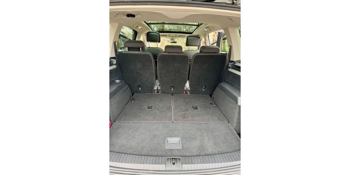 VW Touran 162.000 km 16.990 &euro; Planegg 82152