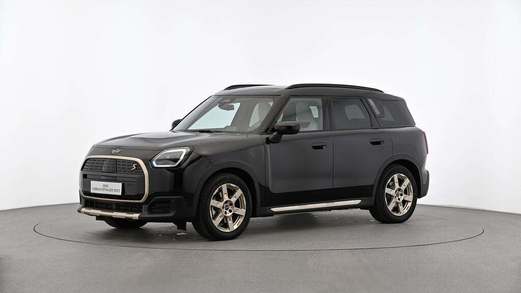 Mini Countryman SE All4 7.487 km 42.013 &euro; München 80788