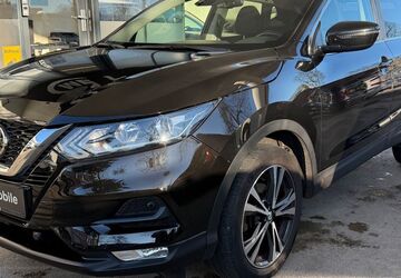 Nissan Qashqai 98.000 km 13.800 &euro; München 80939