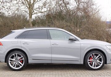 Audi Q8 96.000 km 64.900 &euro; München 81243