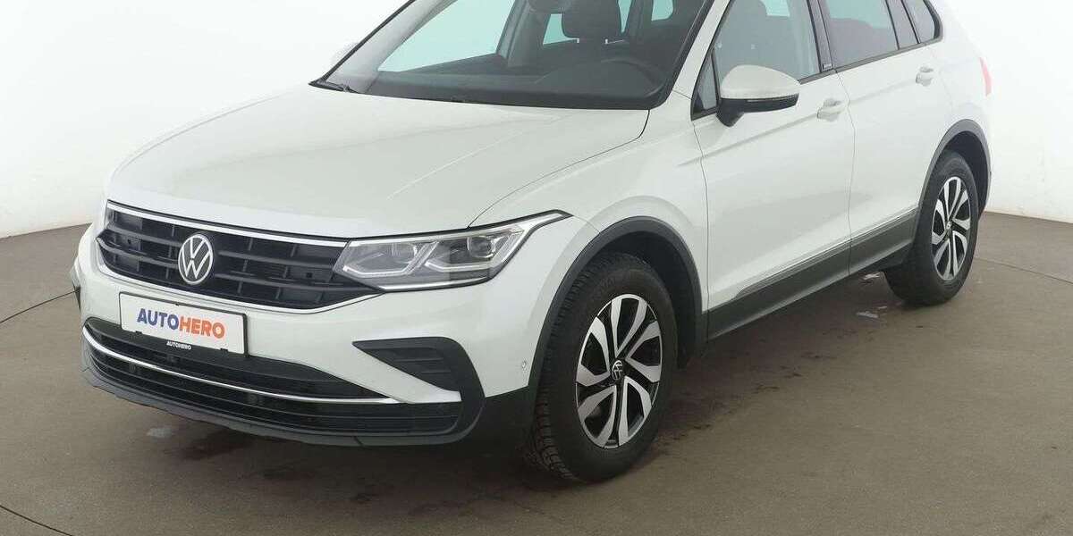 VW Tiguan 47.142 km 25.650 &euro; Neufahrn 85375