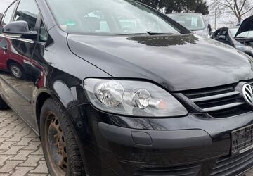 VW Golf 212.700 km 777 &euro; München 81243