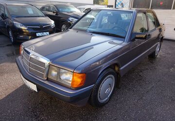 Mercedes-Benz 190 136.000 km 5.900 &euro; München 81549