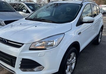 Ford Kuga 105.200 km 5.900 &euro; München 81243