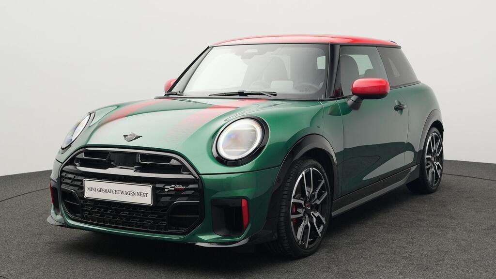 Mini John Cooper Works 8.401 km 36.881 &euro; München 80788