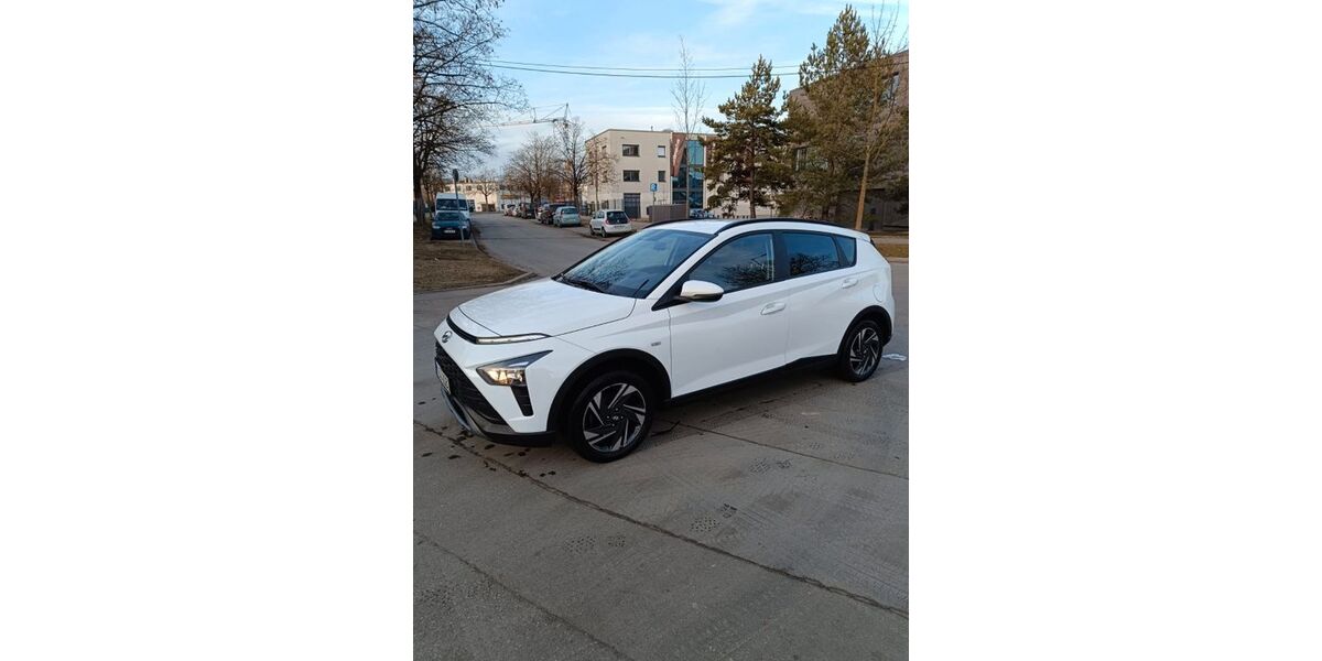 Hyundai BAYON 215.373 km 6.800 &euro; München 80939