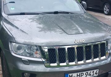 Jeep Grand Cherokee 211.000 km 10.000 &euro; München 81739