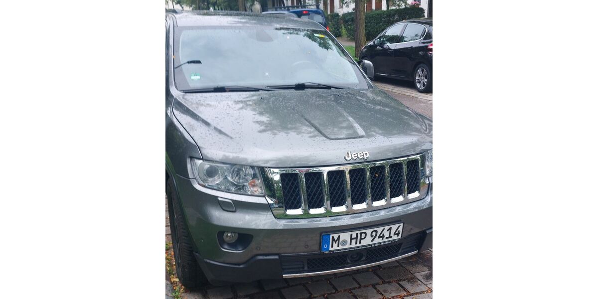 Jeep Grand Cherokee 211.000 km 10.000 &euro; München 81739