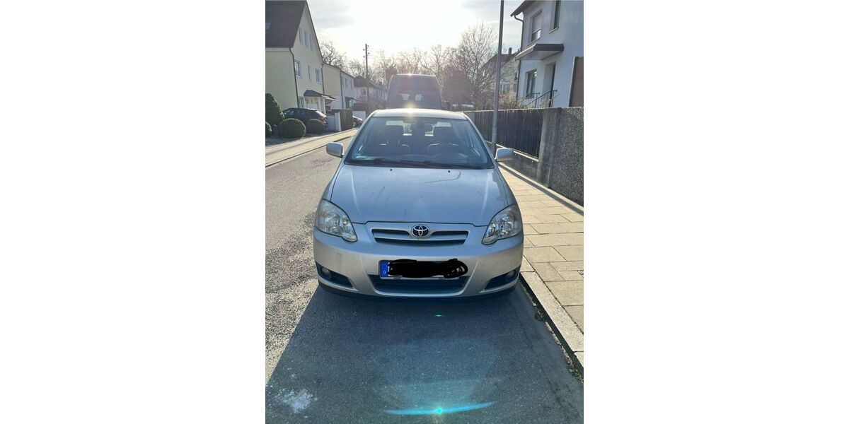 Toyota Corolla 305.000 km 2.100 &euro; München 81549