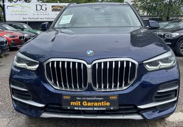 BMW X5 181.500 km 40.950 &euro; München 81243
