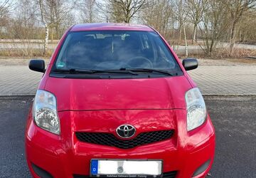 Toyota Yaris 95.968 km 3.999 &euro; Neufahrn 85375