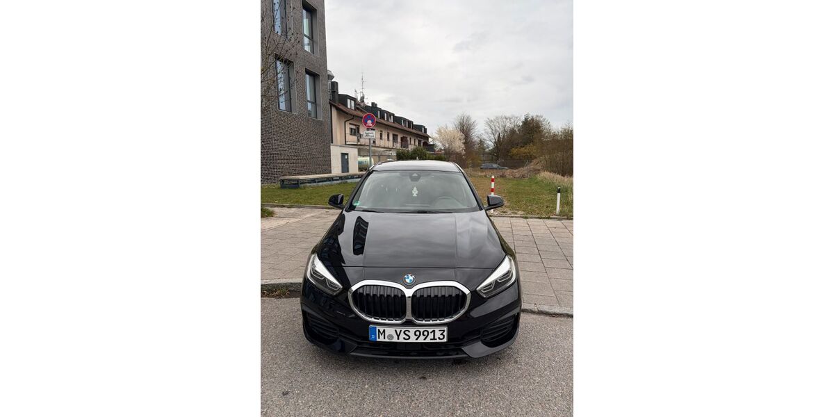 BMW 118 50.800 km 20.800 &euro; München 81549