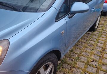Opel Corsa 215.000 km 2.950 &euro; München 80939