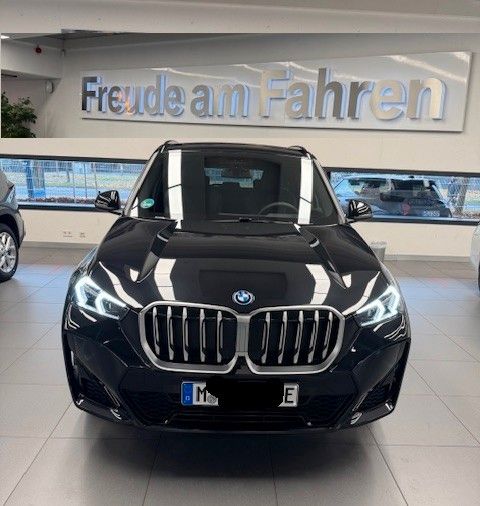 BMW X1 3.000 km 53.790 &euro; München 80807