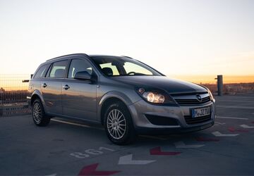 Opel Astra 242.000 km 3.333 &euro; München 80339