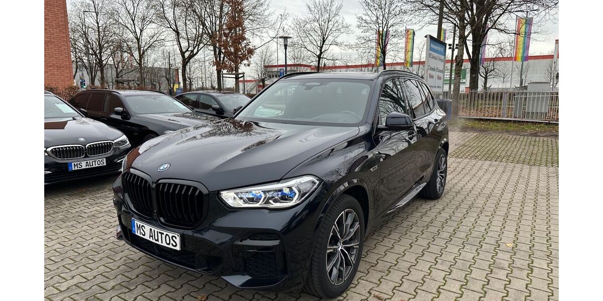 BMW X5 55.000 km 58.689 &euro; München 81243