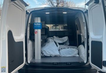 VW Caddy 119.880 km 15.890 &euro; München 81825