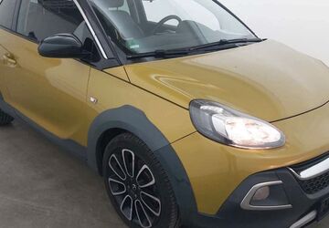 Opel Adam 122.300 km 6.350 &euro; München 81245