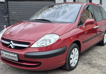 Citroen C8 153.481 km 2.990 &euro; München 80809