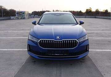 Skoda Superb 2.500 km 53.960 &euro; München 80686