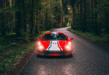 Ferrari 488 Pista 2.300 km 799.000 &euro; Taufkirchen 82024