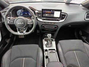 Kia XCEED 1.5T 140 DCT7 GT LINE LEDER 4.000 km 30.490 &euro; Höhenkirchen-Siegertsbrun 85635