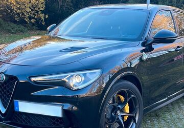 Alfa Romeo Stelvio 100.000 km 37.990 &euro; München 81243