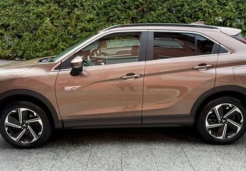 Mitsubishi Eclipse Cross 44.000 km 18.980 &euro; München 81827