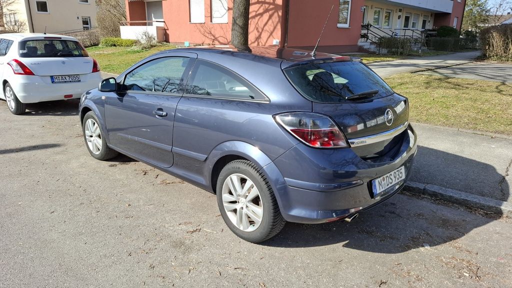 Opel Astra 220.000 km 1.900 &euro; Planegg 82152