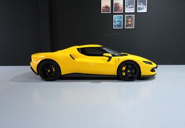 Ferrari 296 GTB 2.000 km 289.000 &euro; München 81245