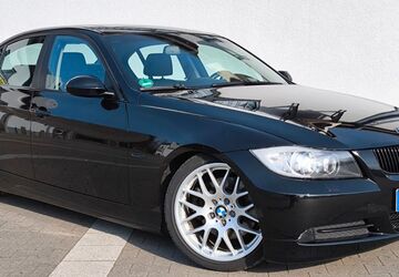 BMW 325 212.000 km 7.900 &euro; München 80935