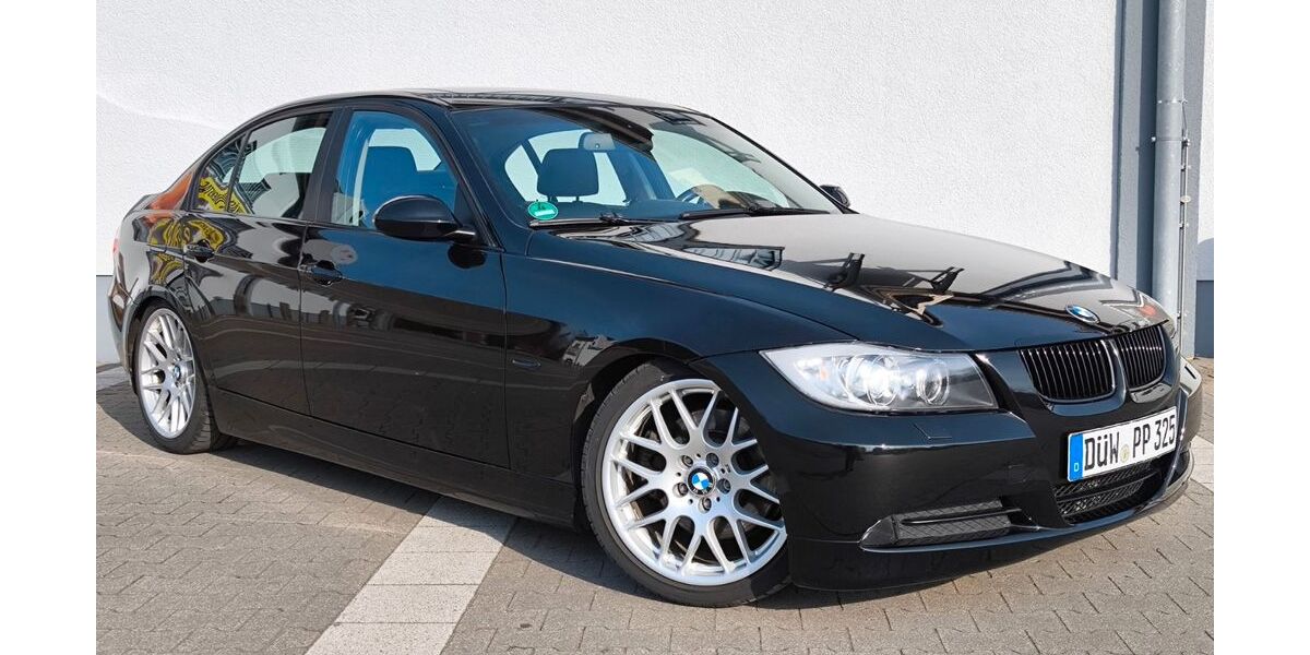 BMW 325 212.000 km 7.900 &euro; München 80935