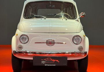 Fiat 500 73.617 km 9.900 &euro; München 80538