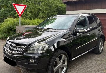 Mercedes-Benz ML 320 275.000 km 5.990 &euro; München 81735